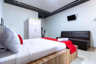 RedDoorz near Universitas Simalungun Pematangsiantar - Pematangsiantar - 3