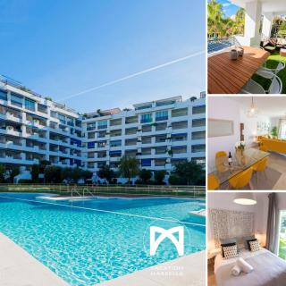 VACATION MARBELLA I Contemporary Central Apartment, Swimming-pool, 24-7 Security, a minute from the Marina, The Sea and Luxury Shopping - Marbella - 0