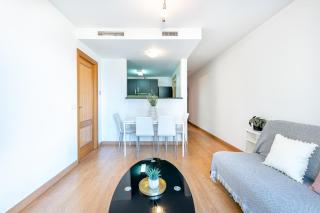 797 HOLIDAY RENTALS -Piso con terraza y vistas en la Nogalera - Torremolinos - 1