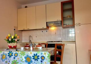 Cozy apartment with balcony-Beahost - 4