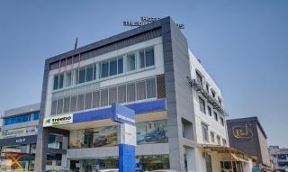 Treebo Grand Lotus - 3 km from Textile Market - Surat - 8