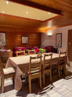 CHALET HOLIDAY - 4