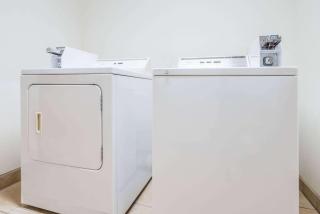 Super 8 by Wyndham Platte City Kansas City Area - Platte City - 3