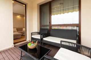 M1 Pool and Beach View Apartment - Burgas - 2