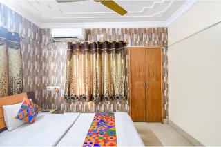 FabHotel Heritage Inn - 1