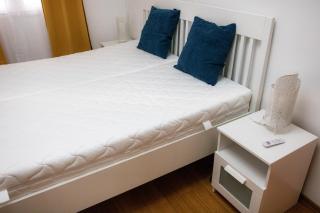 Golden Sun Apartment - Bol - 7