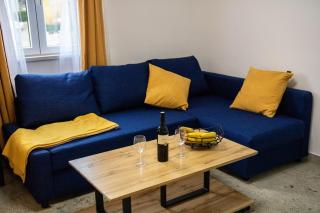 Golden Sun Apartment - Bol - 3