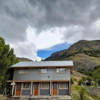 Calida casa de montaña - El Chalten - 0