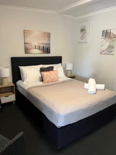 Jackie Howe Motel - Warwick - 7