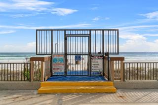 AquaVista Beach Resort by Panhandle Getaways - Panama City Beach - 4