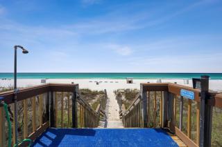 AquaVista Beach Resort by Panhandle Getaways - Panama City Beach - 3