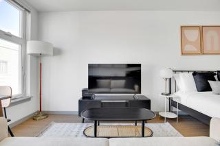 Columbia City Studio w WD Gym nr Light Rail SEA-347 - Seattle - 9