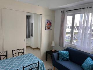 SM Southmall condo 2br unit with mall view 709 - 5