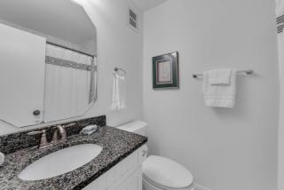 Seagrove Villa 5B - Oceanside Villa in the Trees - Isle of Palms - 4