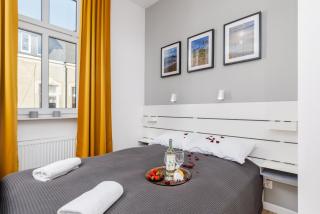 Sunny & Cozy Studio Morska City Centre by Noclegi Renters - Darłowo - 9