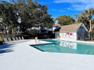 Lagoon Villa 25 - Heart of Wild Dunes, Quick Walk to Beach - Isle of Palms - 4