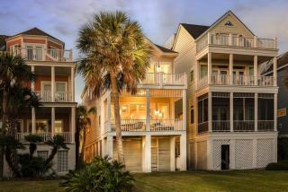 Grand Pavilion 15 - Oceanfront Home! Pool Pass - Isle of Palms - 6