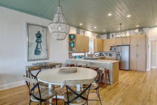 Grand Pavilion 15 - Oceanfront Home! Pool Pass - Isle of Palms - 4