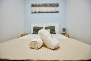 Market Place (with 2 Bedrooms) by JC - Porto - 9