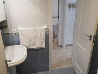 Apartamento Zona Playa En Roquetas Cerca de Bares Restaurantes y Centro Comercial - 2