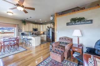 Moonshine Cabin - Creede - 8