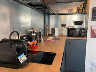 MAR1 - Studio loft avec couchage en mezzanine, centre ville - Cannes - 2