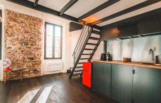 MAR1 - Studio loft avec couchage en mezzanine, centre ville - Cannes - 4