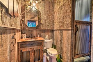 Lakefront Lewisburg Vacation Rental with Deck! - 7