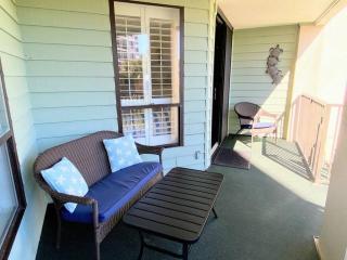 Summer House 109 - Beach and Pool Walkout - 30 Seconds to Sand - Isle of Palms - 8
