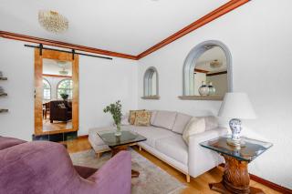 Casa Senda Stays Coyoacan, 6BR and Garden Steps from Frida Kahlo House - 4