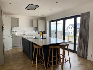 Galwad y Mor - Haverfordwest - 2