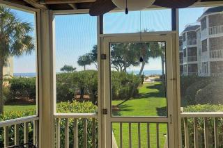 Port O' Call D101 - Beach & Pool Lovers Dream! 1st Floor! - Isle of Palms - 0