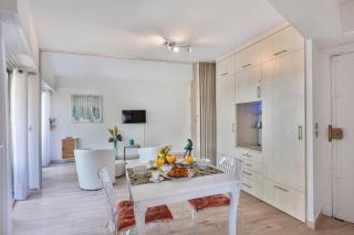Forville - AzuRenting Conciergerie -centre ville - Cannes - 2
