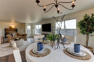 The Old Reindeer Ranch - Redmond - 6