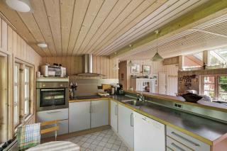 Lovely Cottage In Recreation Area - Åkirkeby - 9