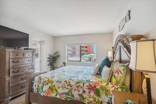 Beach Palms- Unit 102 - Clearwater Beach - 3