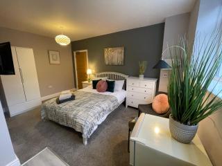 Lovely 1 bed Studio Apartment - - 3