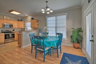 Large Home with Hot Tub and Pool 500 ft to the Beach - Myrtle Beach - 3