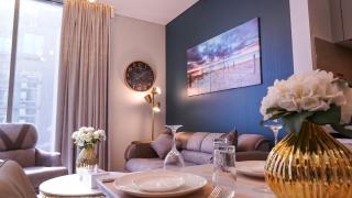 STAY La Casa Da Vinci 1BR Holiday Home CVR B3002 near Burj Khalifa - Dubai - 4