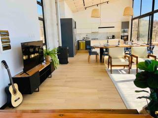 Acogedora y Moderna Casa Ideal Para Descansar - 2