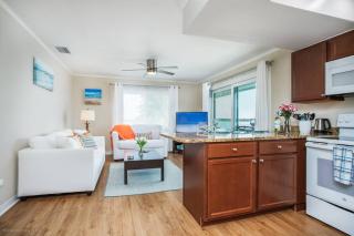 Coastal Breeze Siesta Pelican "D" - Sarasota - 0