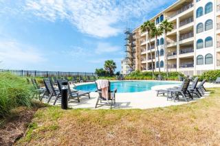 Seascape 315 - Oceanfront Condo Overlooking Pool - Isle of Palms - 9
