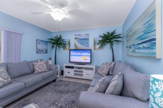 Pineapple Cove Walk to Beach - Sarasota - 6
