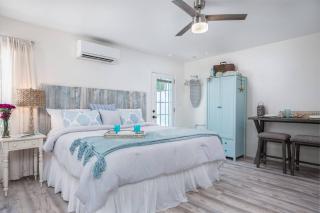 Pelican Gardens Studio 3 on Lido Key - Sarasota - 8