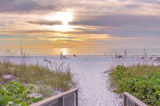 Siesta Breakers Ocean Views, 5th Floor - 5