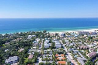 Lulu's Crescent Cottage #2 - 9