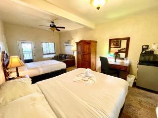 Lake view queen guest room with two queens, sleeper sofa and patio overlooking Lake Ouachita, Hotel Room - Mount Ida - 4