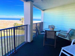 Summer House 204 - Newly Renovated! Ocean View! - Isle of Palms - 2
