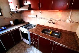 Departamento muy amplio y cómodo. Impecable! PB - 5