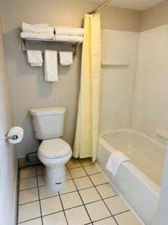 Branson Victorian Inn - 5